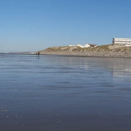 Serena La Foret Et La A Quelques Minutes! קאמייר