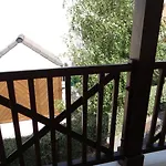 Serena La Foret Et La A Quelques Minutes!