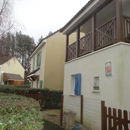 Sérena La Forêt Et La à Quelques Minutes! * Camiers