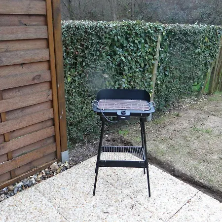 Sérena La Forêt Et La à Quelques Minutes! *